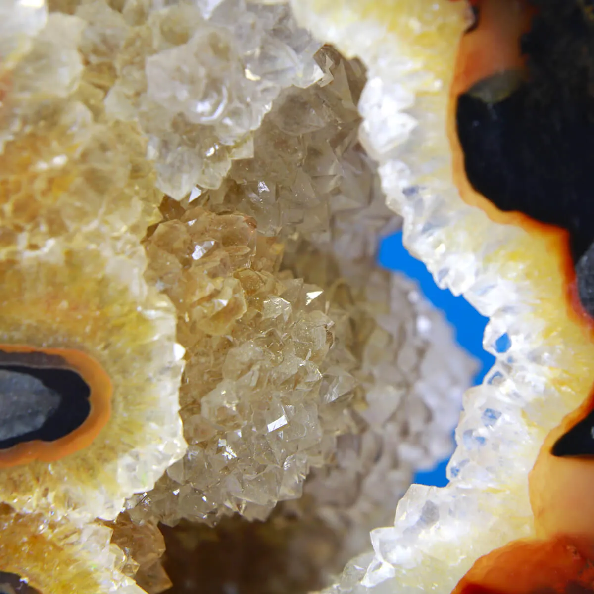 Geode Agata