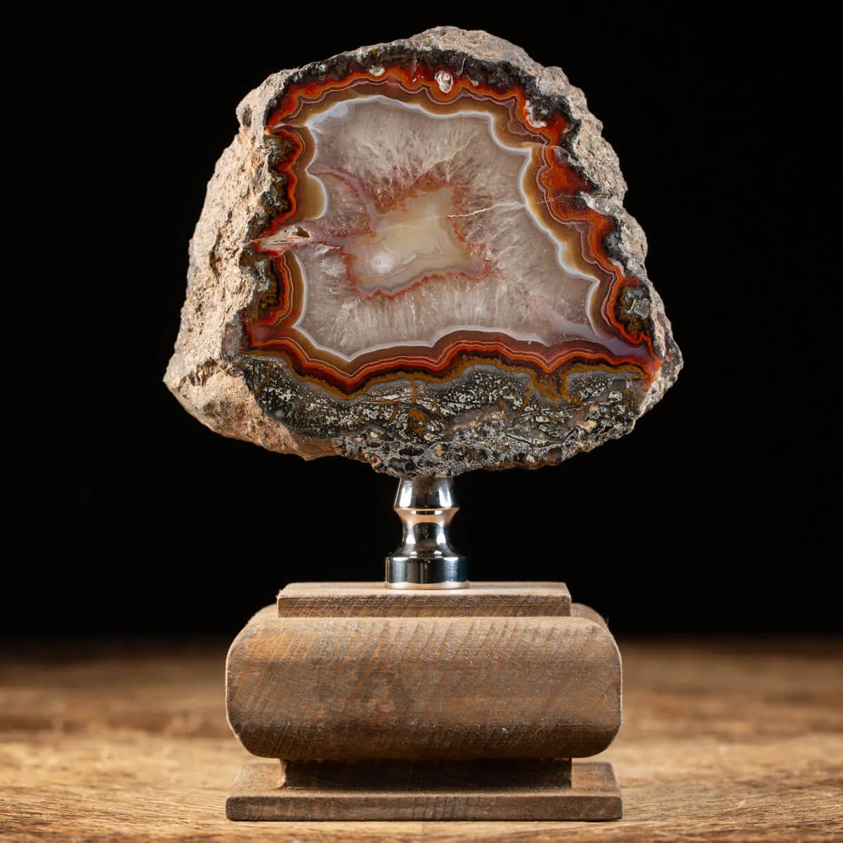 Geode Agata Rossa su base Decorativa