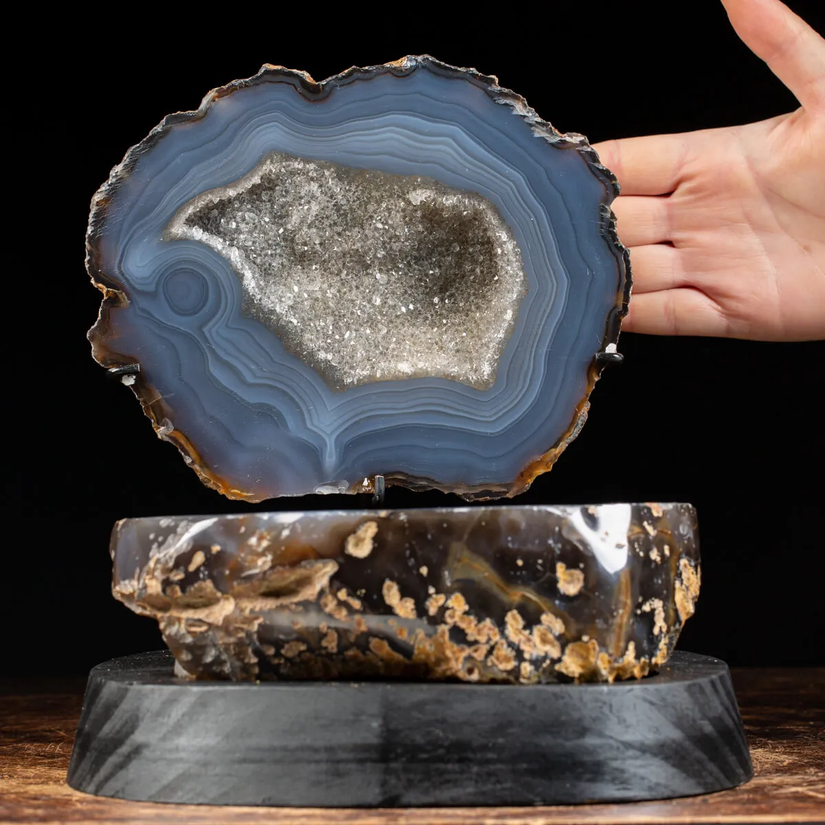 Geode Agata Sezionata su base
