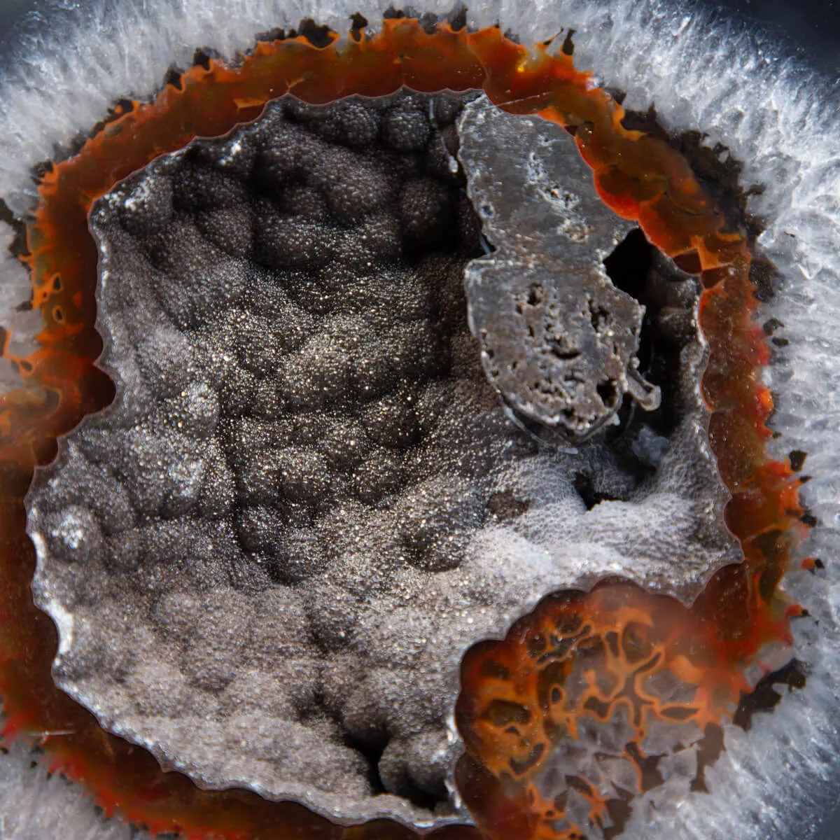 Geode Agata Sezionata su base