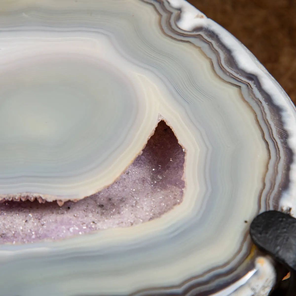 Geode Agata Sezionata Su Base