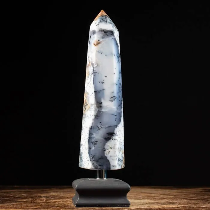 Obelisco in Agata Dendritica