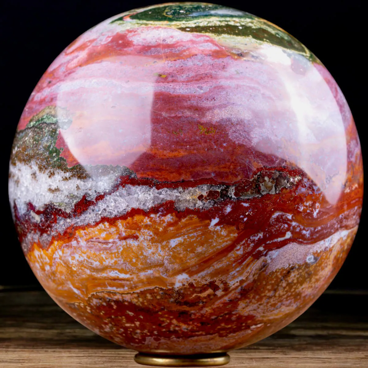 Sfera in Agata con Cristallizzazioni di Quarzo.
