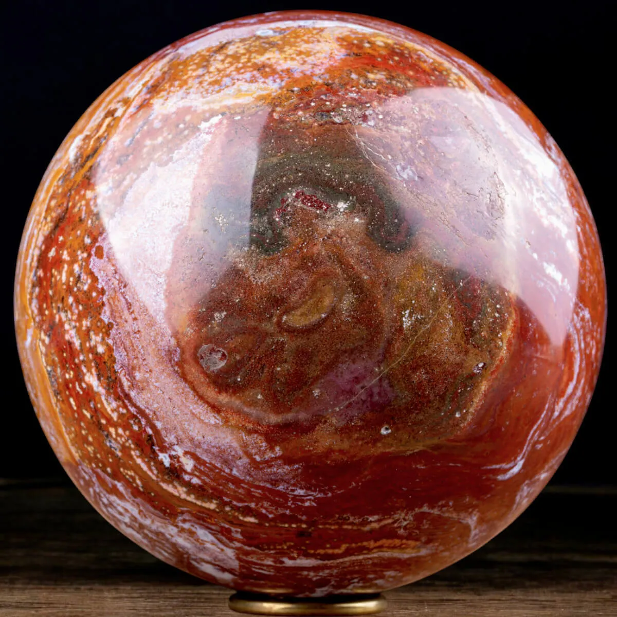 Sfera in Agata con Cristallizzazioni di Quarzo.