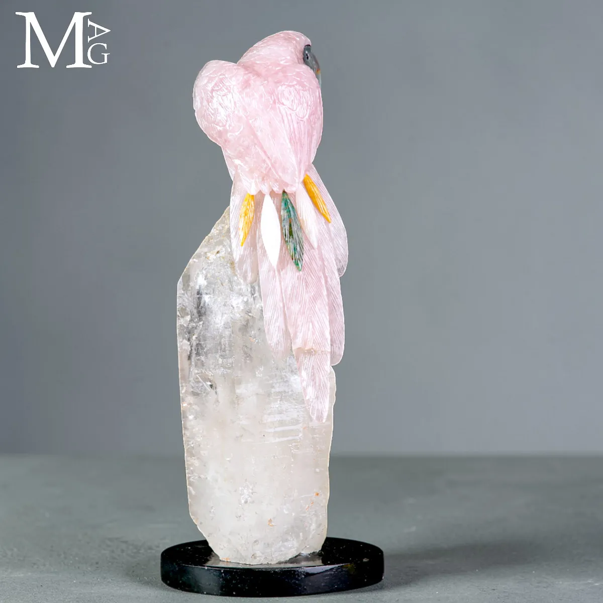 Pappagallo in Quarzo Rosa su Cristallo di Rocca