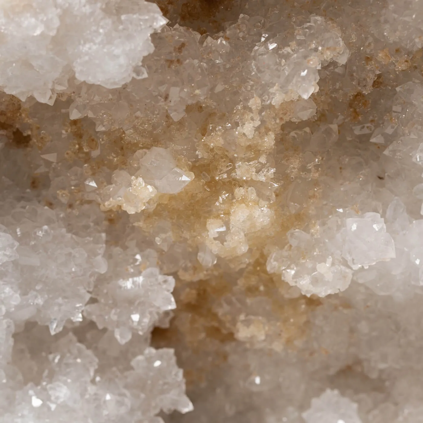 Geode Calcite su Marmo
