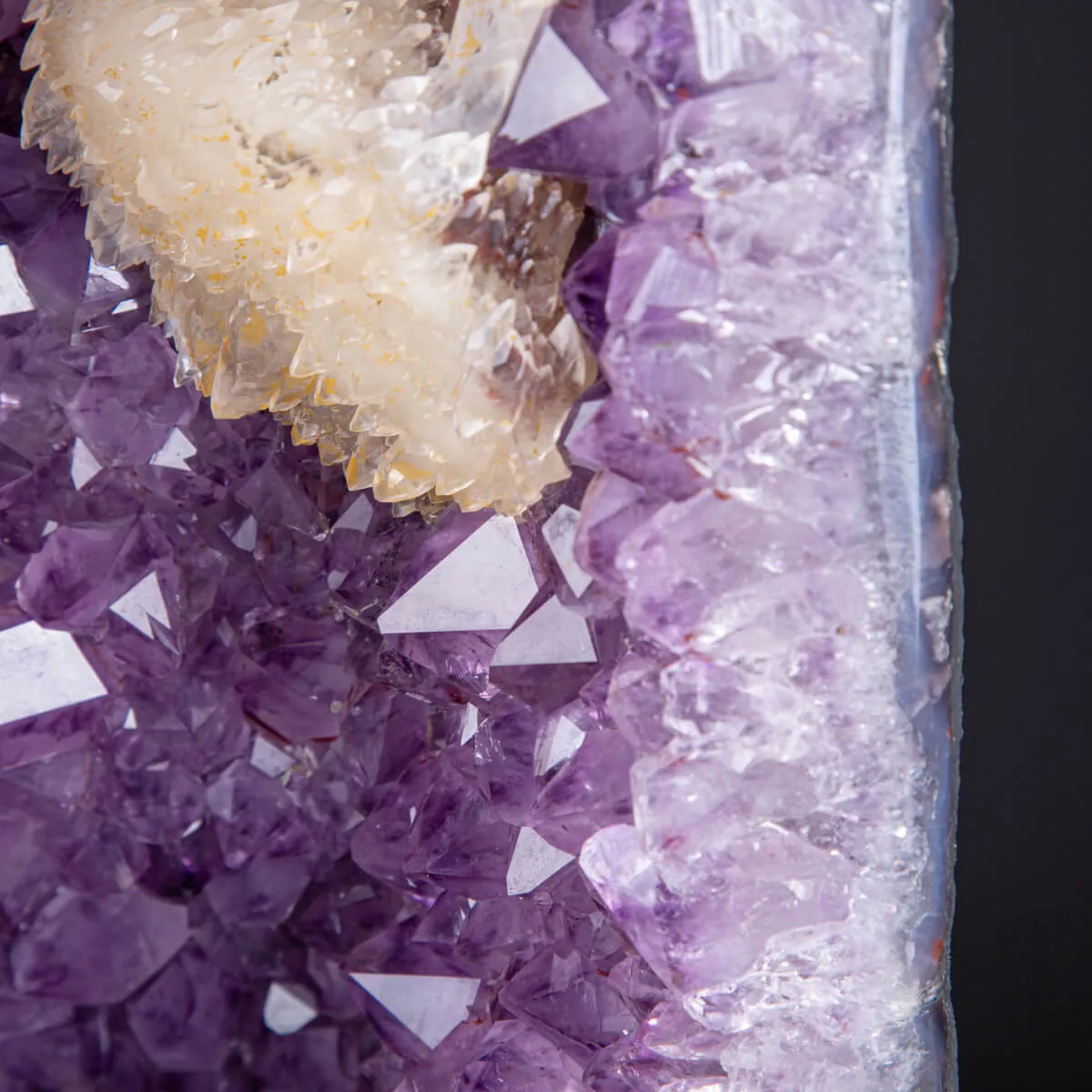 Geode di Ametista dal Brasile.