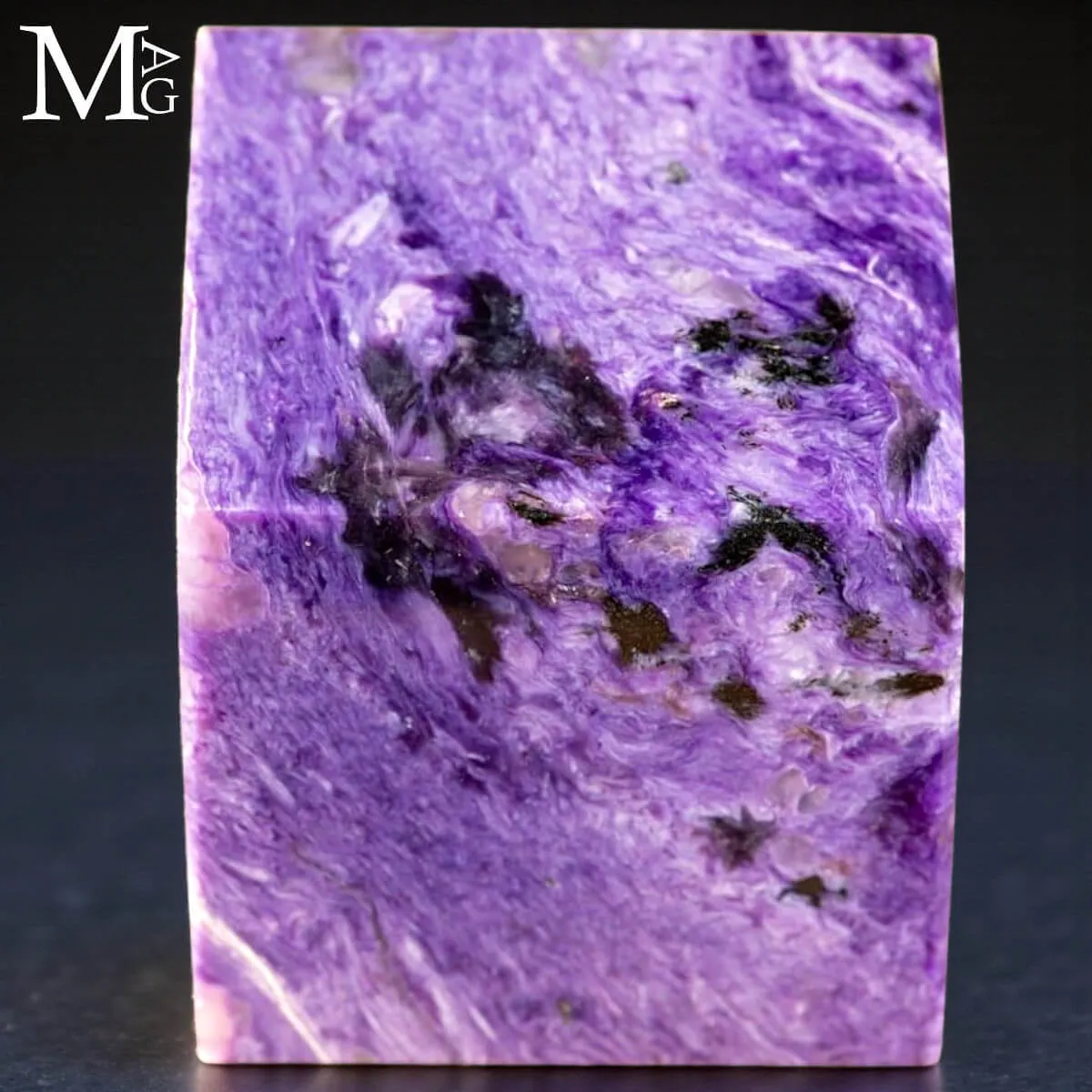 Cubo in Charoite , prima scelta