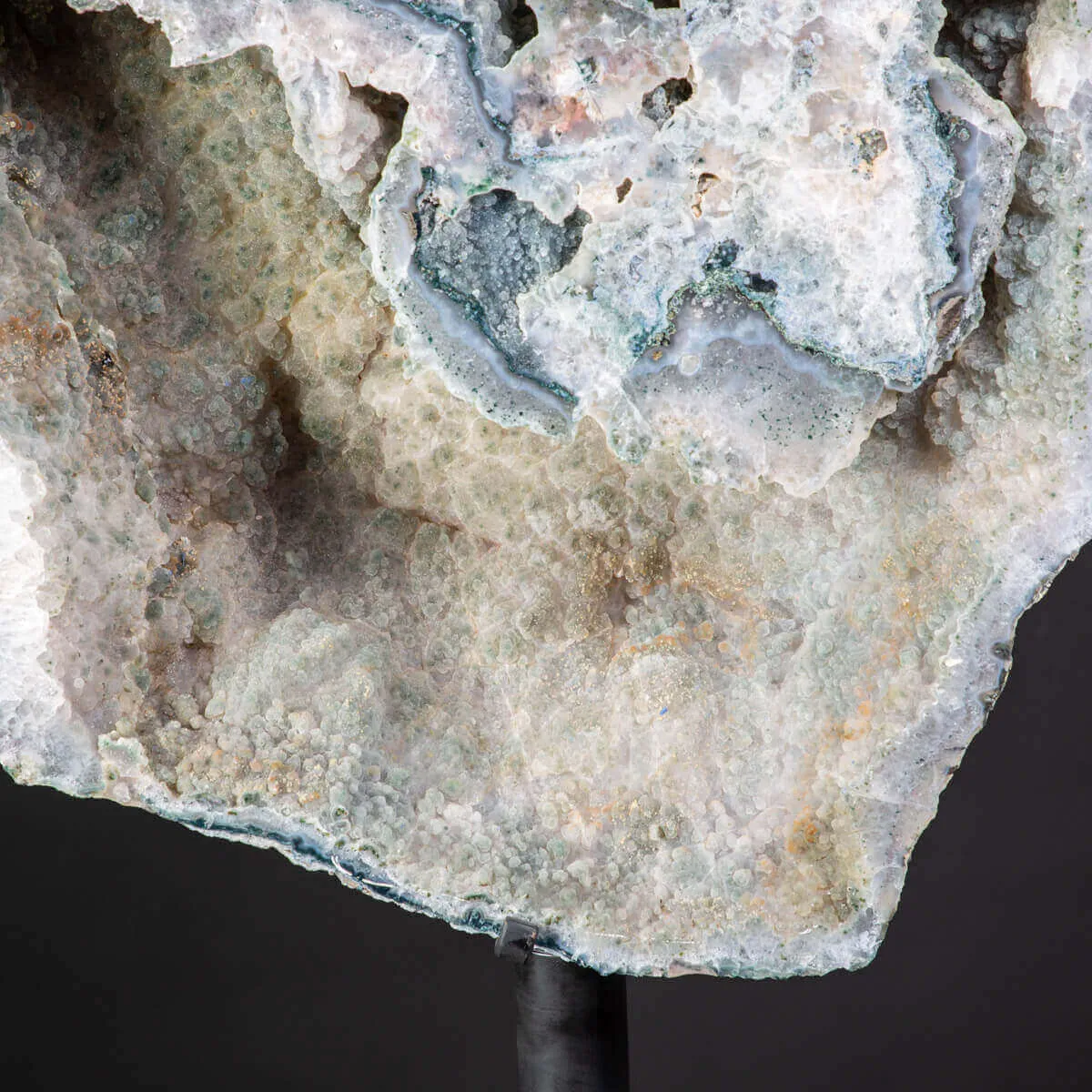 Spettacolare  Geode di Calcedonio verde