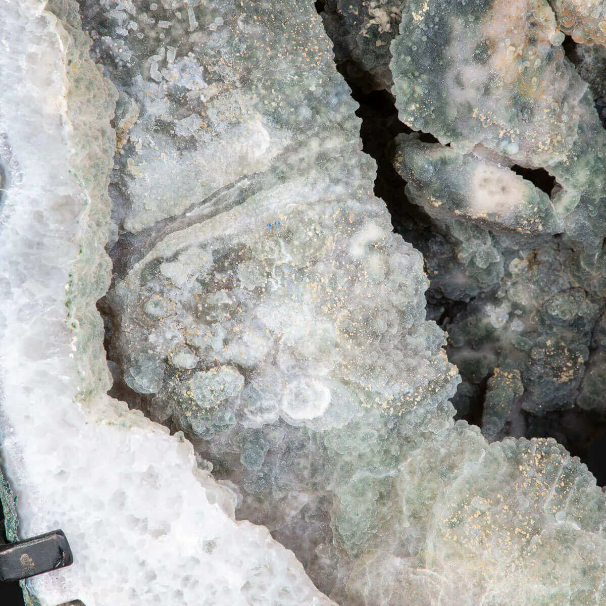 Spettacolare  Geode di Calcedonio verde