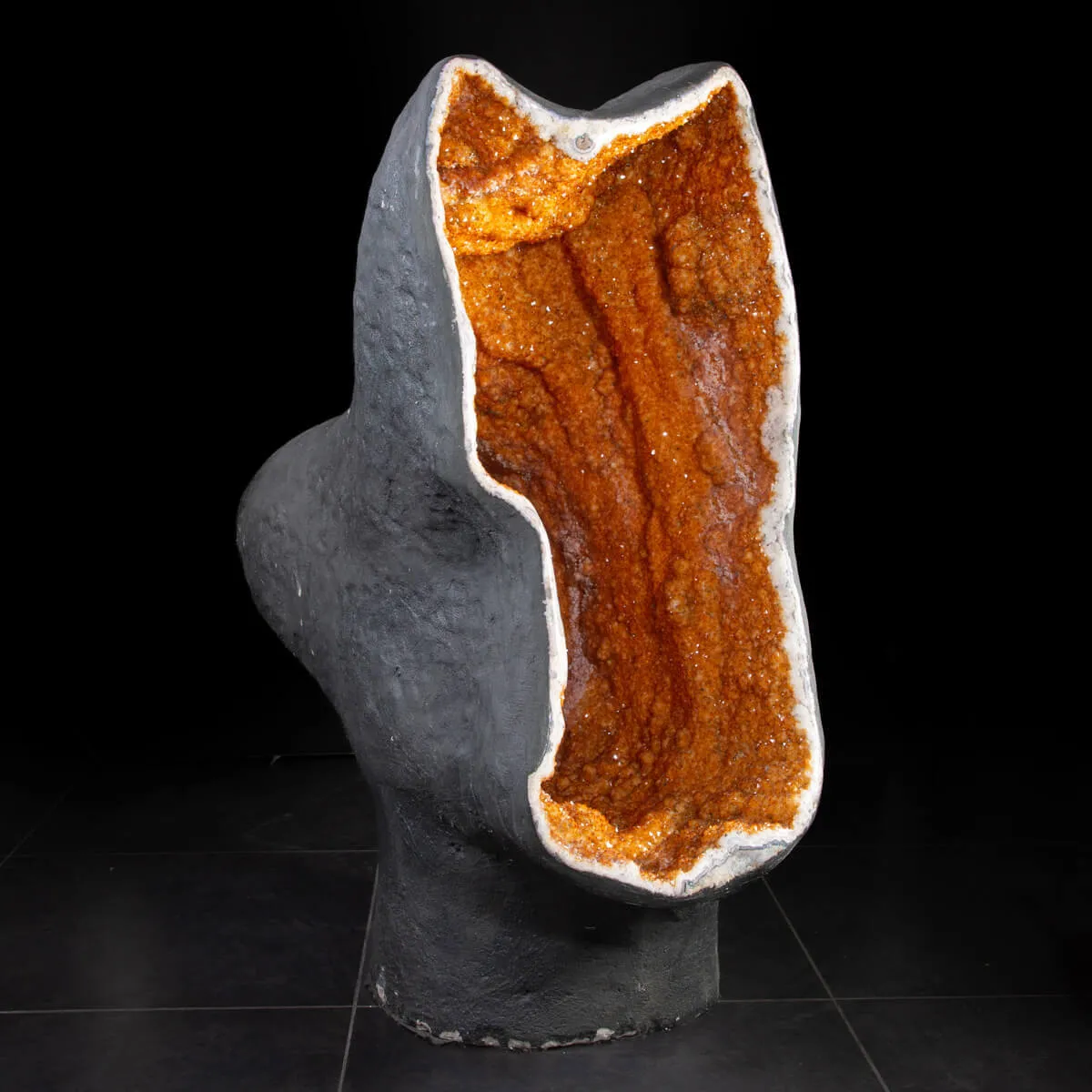 Un Magnifico Geode di Quarzo Citrino dal Brasile - Un Capolavoro Unico