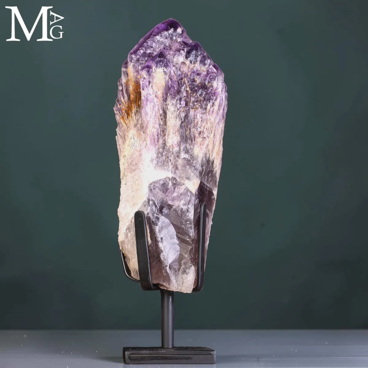 Pineapple Amethyst su Base – Scultura Minerale Naturale