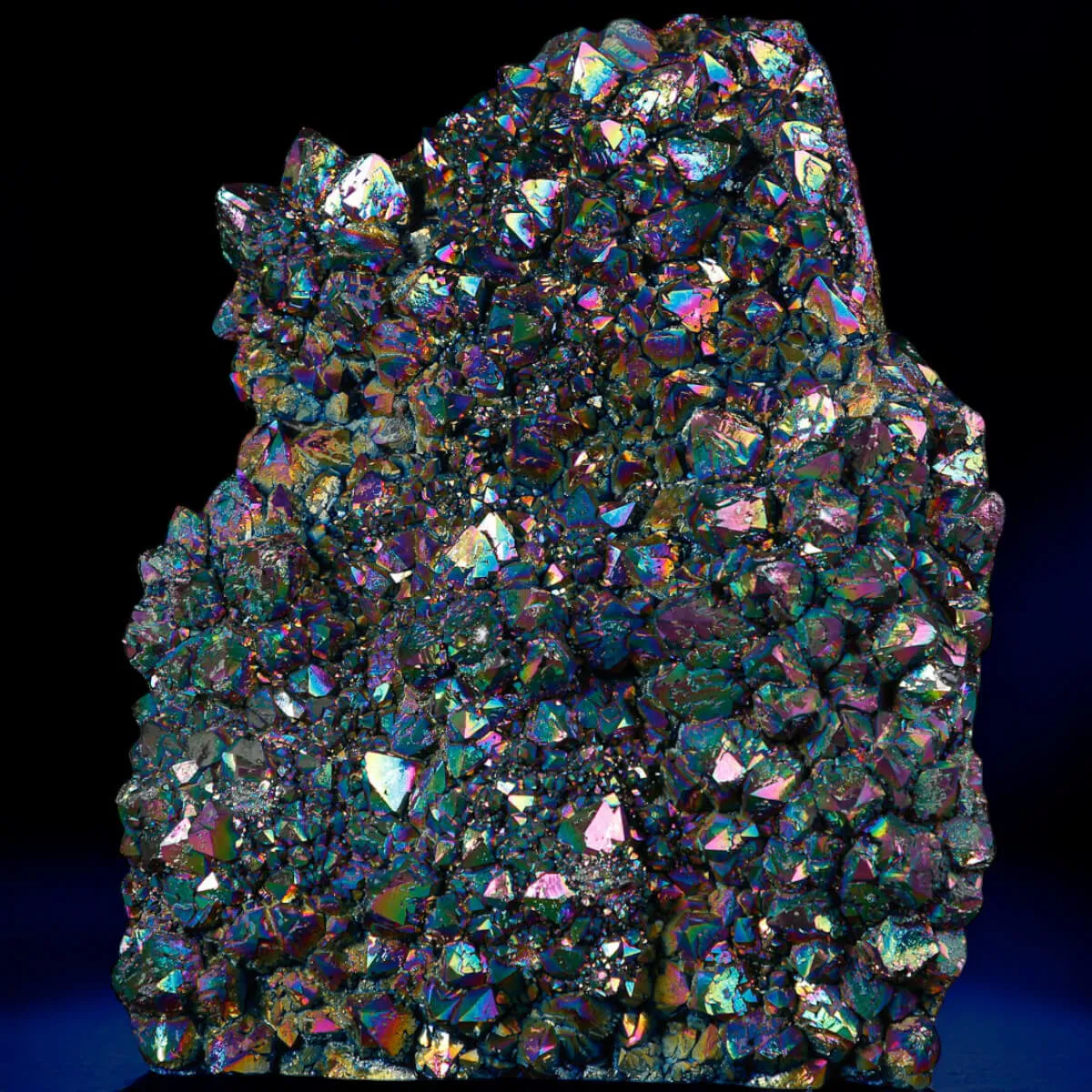 Grande Drusa di Cristalli con Trattamento Electroplating.