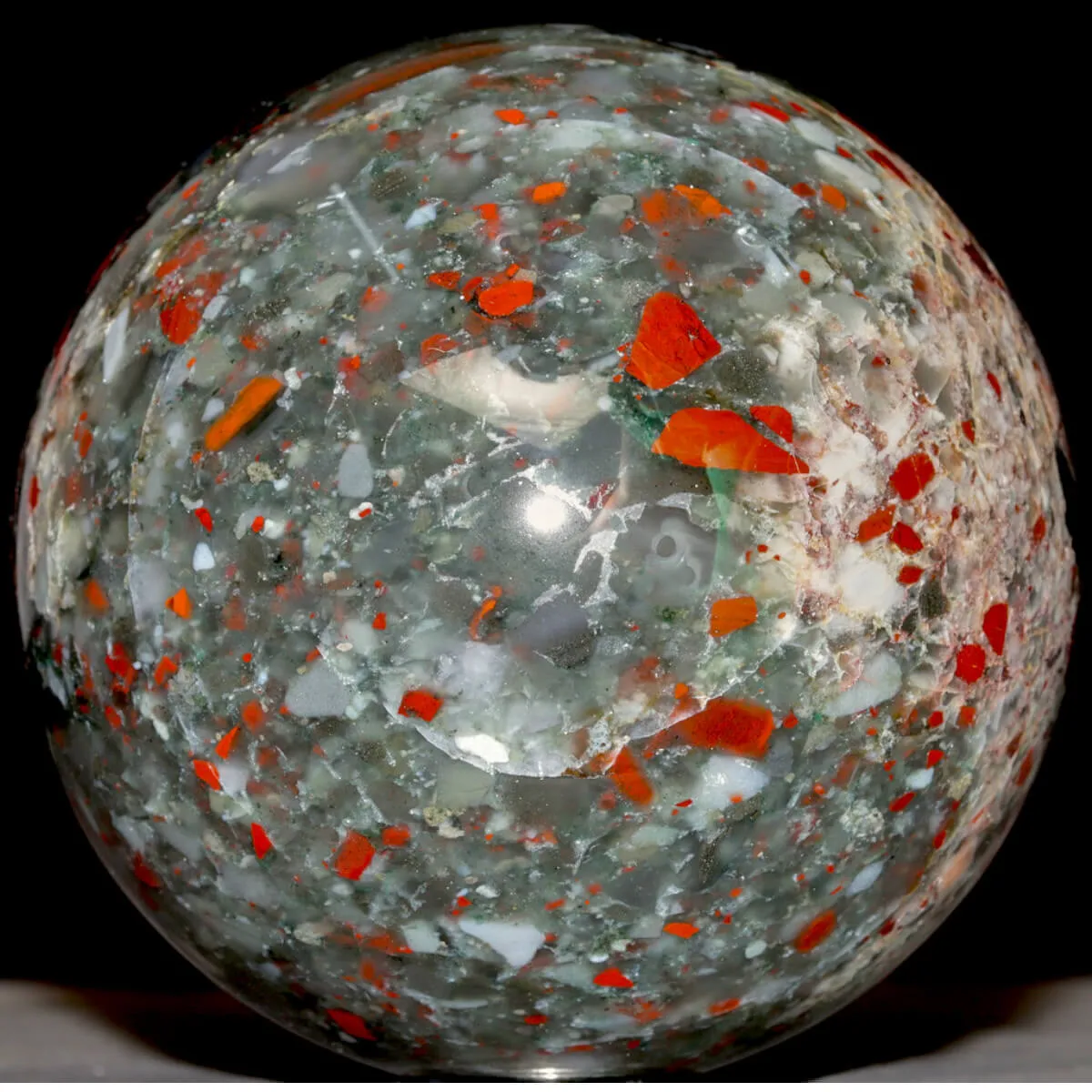 Sfera Ornamentale in Diaspro Sangue di Drago - Provenienza Sudafrica.