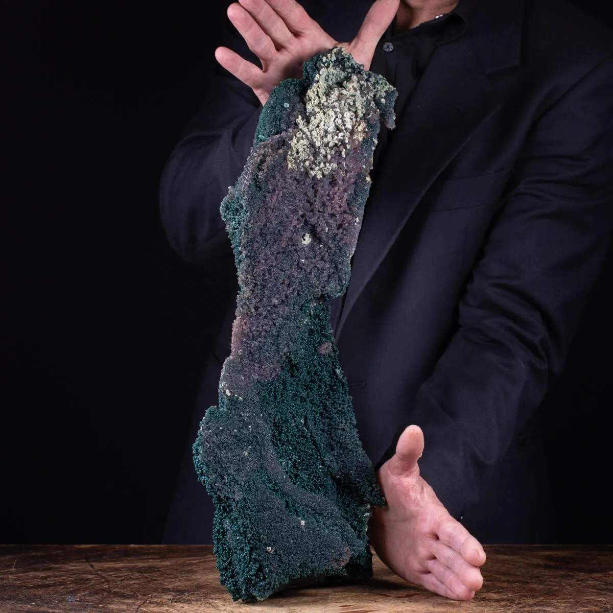 Formazione di Calcedonio Botroidale verde "Grape Agata"