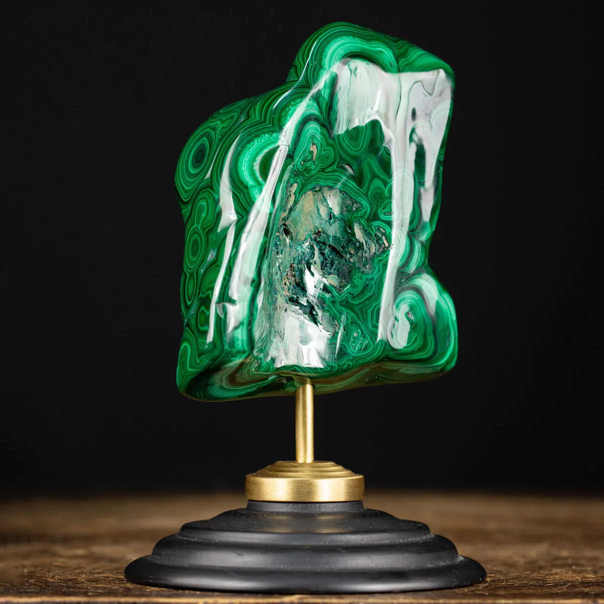 Malachite su Piedistallo in Ottone e Legno