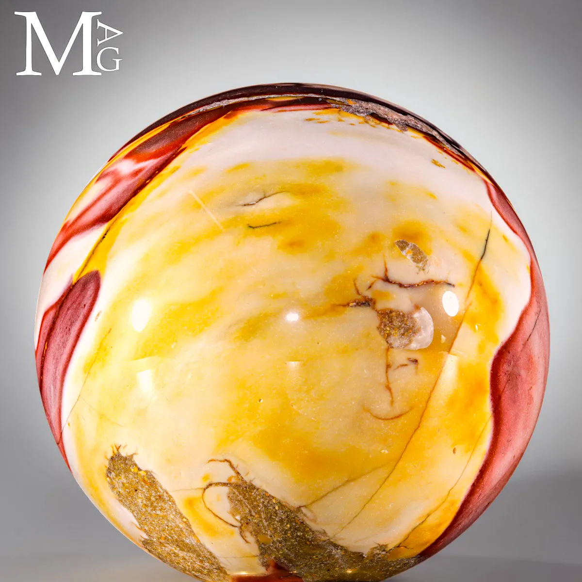 Sfera in Mookaite Australiana.