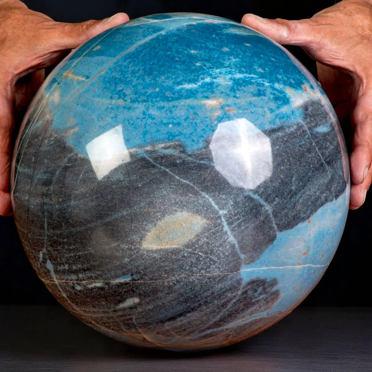 Grande sfera in Trolleite –  Elemento Esclusivo.