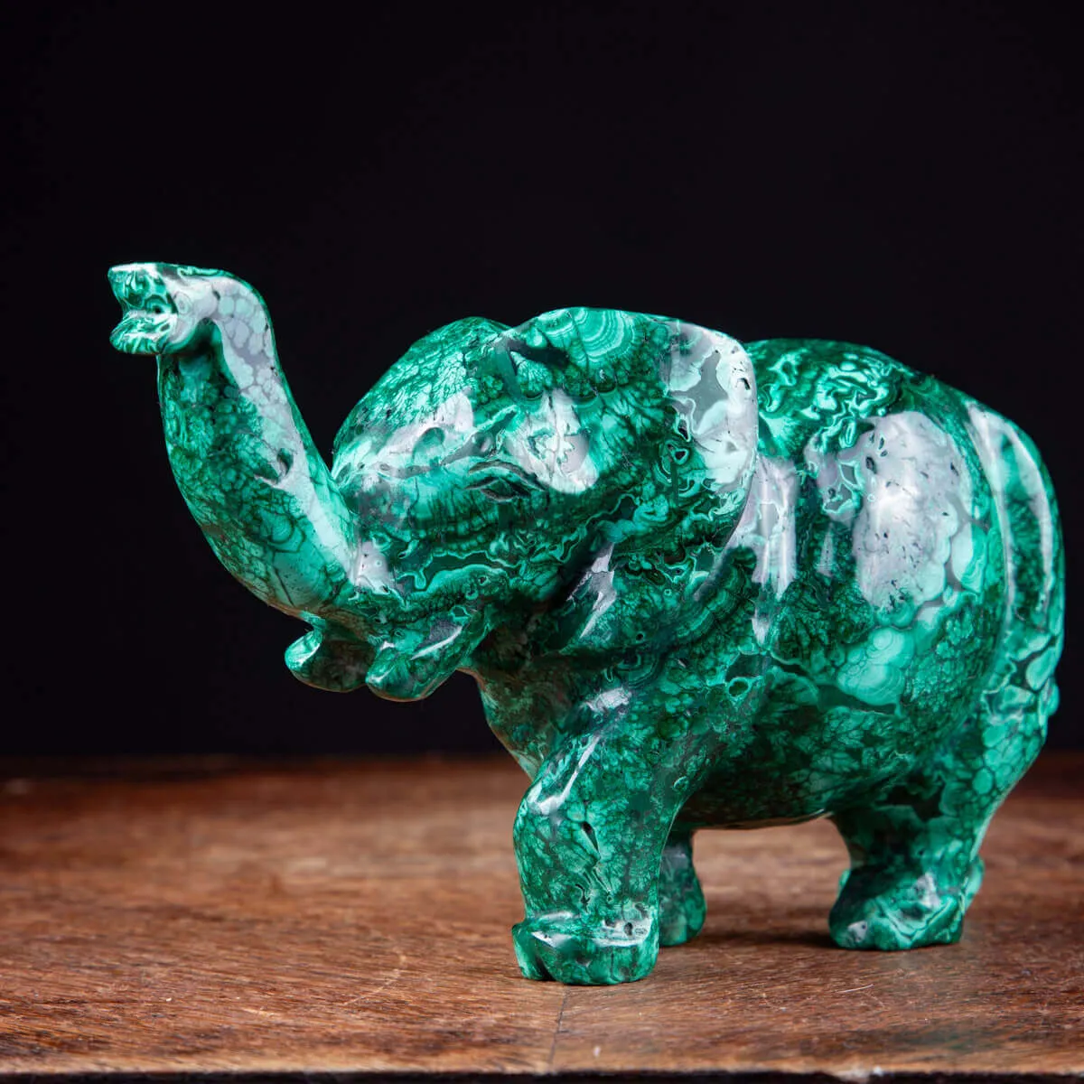 Intaglio in Malachite - Elefante Scolpito.