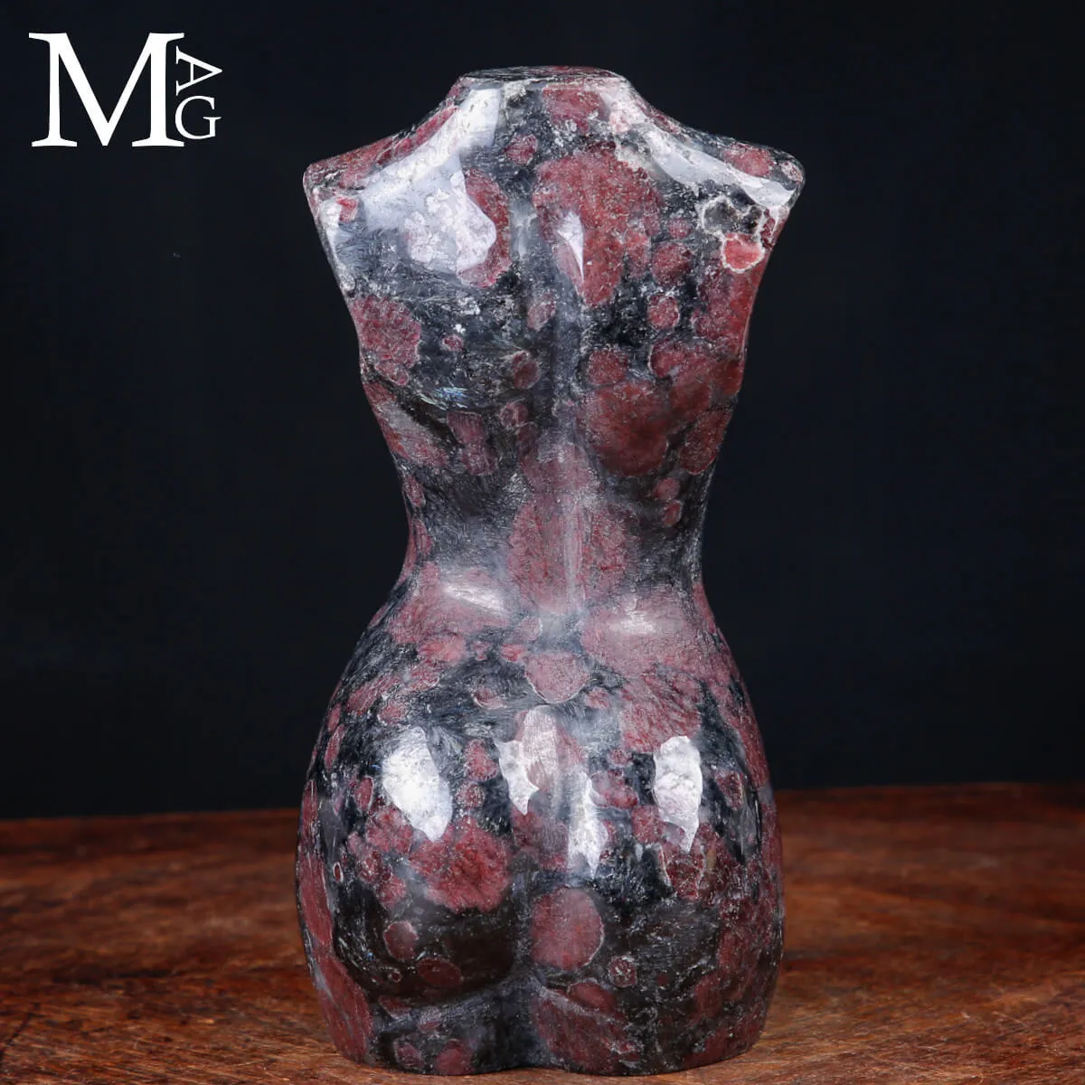 Scultura Corpo Femminile – Busto in Scisto con Granati