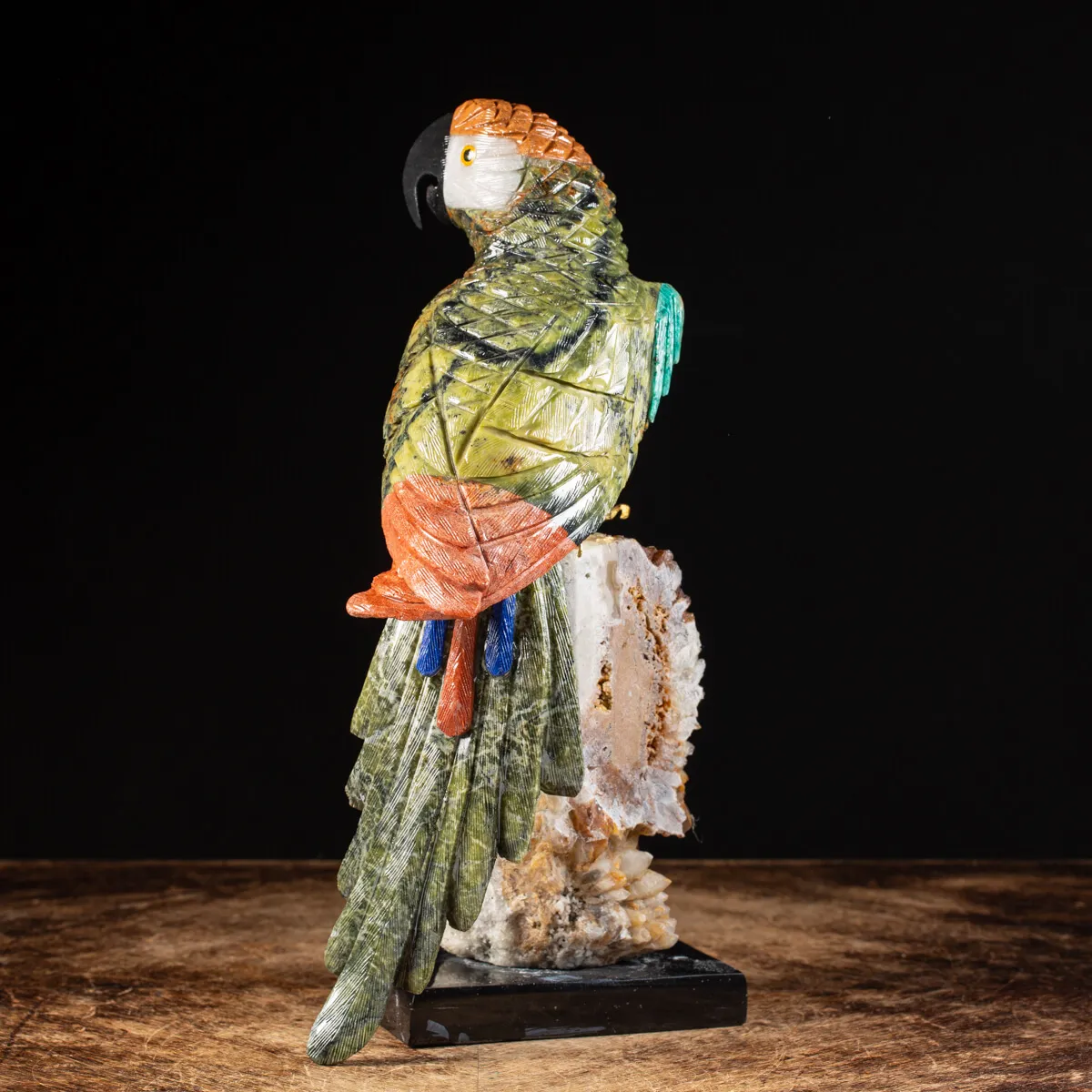 Statua Pappagallo In Gruppo Serpentino