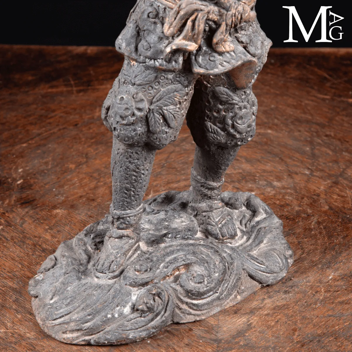 Scultura in Bronzo - Guerriero Cerimoniale Orientale.