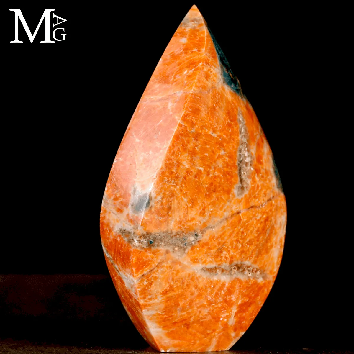 Fiamma in Calcite Arancione con Apatite Blu – Messico
