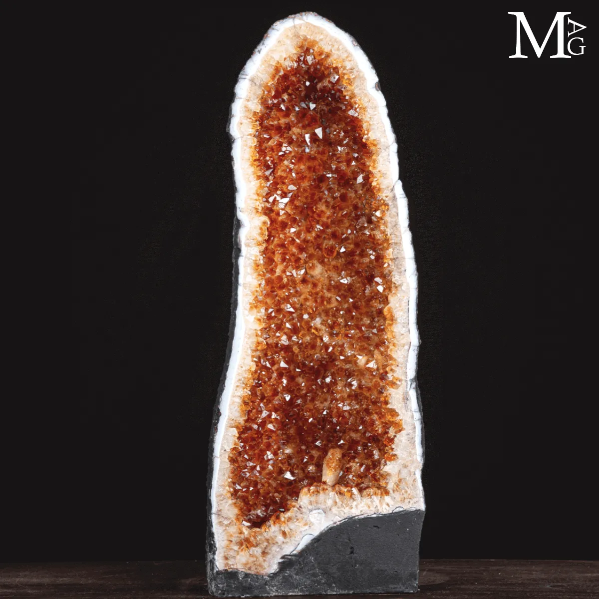 Geode di Citrino Madeira – Sezione.